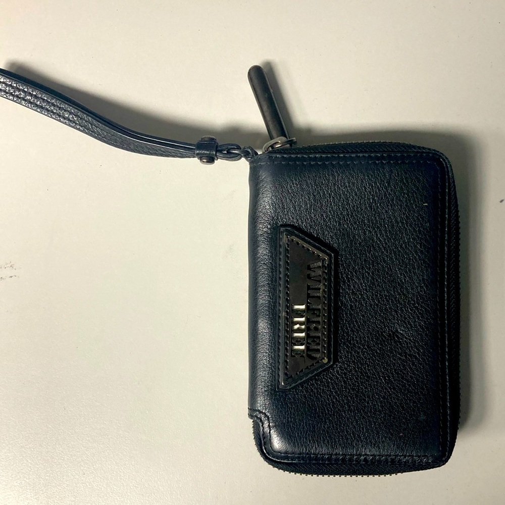 ARITZIA WALLET